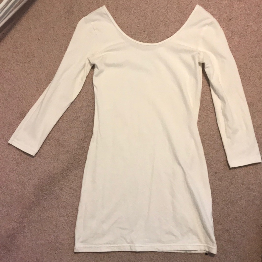 White bodycon dress